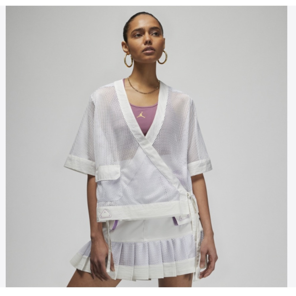 NIKE white mesh top